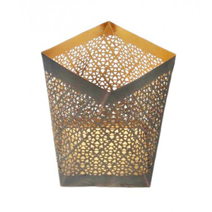 Décoration de Noël de style vintage Bougeoir suspendu en métal et en verre à bas prix pour la décoration de la maison - Product Image 2