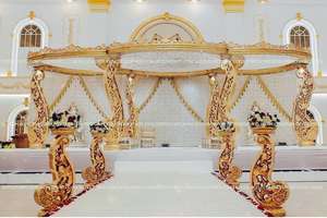 Piliers de mariage exquis en forme de cœur, mandap de célébration, mandap en bois, mandap à double poteau, décoration d'événement au Nouveau-Mexique - Product Image 5
