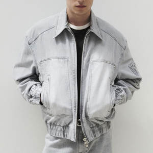 Chaqueta de mezclilla duradera de estilo de ropa de trabajo para hombres construida para soportar el uso diario y al aire libre - Product Image 2