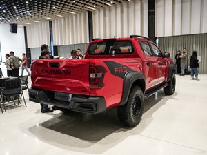 รถกระบะไฮบริด Changan Qiyuan Changan Hunter K50 ปี 2025 ขับเคลื่อน 4 ล้อ ระยะทางวิ่งไกลขึ้น พลังแรง รถยนต์พลังงานใหม่ ขายจากโรงงาน - Product Image 5