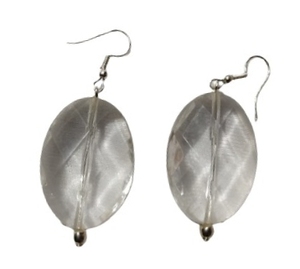 Boucles d'oreilles artisanales en résine époxy pour femmes, couleur rose - tendance et adaptées - nouveauté - Product Image 3