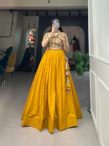 Exclusivo hermoso Lehenga Choli algodón liso con blusa impresa fabricante de Surat al precio más bajo para la venta - Product Image 5