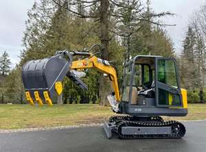 ENVÍO GRATUITO Miniexcavadora Hidráulica AGT MY50R de 27 HP con Cuchilla de Retroexcavación de 51 Pulgadas y Cucharón de Excavación de 16 Pulgadas con Dientes, Control Piloto, Aprobada por la EPA y la CE - Product Image 5