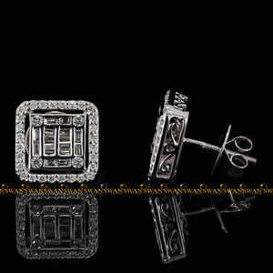 Bonitos pendientes de tuerca Unisex de Plata de Ley 925 hechos a mano por diamantes cultivados en laboratorio de claridad VVS de corte redondo y Baguette - Product Image 5