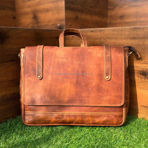 New Arrival Handmade Full Grain Crunch Leather Messenger Shoulder <b>Bags</b> Multi Uses Hot Selling High Quality Unisex <b>Laptop</b> <b>Bags</b> - Product Image 4