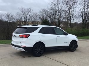 2023 chevr-olet EQ-U-I-NOx ใช้1RS FWD สะอาด