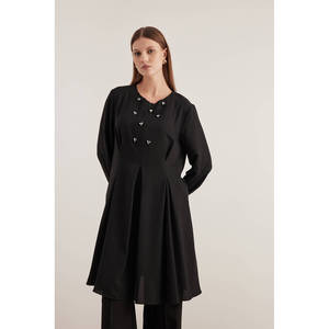 เสื้อคลุมผ้าซาตินสีดำแบบเรียบง่าย - Product Image 6