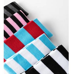 Chaussettes longues respirantes et confortables au meilleur prix Nouvelles chaussettes athlétiques classiques en polyester à la mode pour hommes - Product Image 5