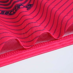 Conjuntos de uniformes de fútbol de camiseta de fútbol profesional de diseño personalizado de alta calidad al por mayor en Tailandia - Product Image 5