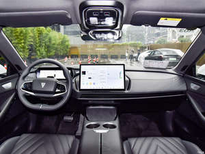 Auto Eléctrico de Lujo Usado de 2023, Marca MN-SL03EV, con Autonomía de 201-300 km y Batería de 50-70 kWh, en Venta - Product Image 4