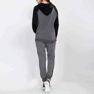 Chándal de mujer de calidad superior de secado rápido para entrenamiento físico Ropa deportiva informal elegante Precio al por mayor con personalizado - Product Image 5