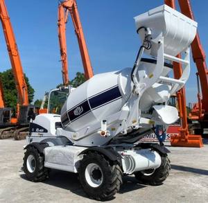 Camión Mezclador de Concreto Autocargable de Alta Eficiencia de 3.5m con Motor y Bomba, Mezcladora de Cemento Móvil Automática 4x4, Precio de Fábrica - Product Image 4
