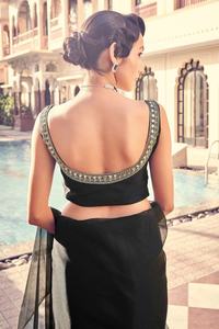 Sari en organza noir de créateur avec des paillettes de zari en miroir véritable et un chemisier non cousu, tenue ethnique indienne pour les fêtes de Bollywood et les mariages - Product Image 6