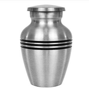Embalaje personalizado disponible para urnas de cremación de recuerdo de alta calidad para adultos - Product Image 1