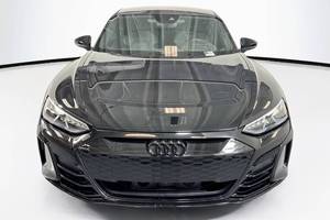 (W&T) PROMOCIÓN Venta de Auto Usado Audi RS e-tron GT 2022 Negro, Sedán 4 Puertas, Tracción en las Cuatro Ruedas (Eléctrico 2A) - Product Image 2