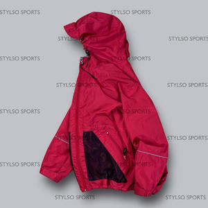 Personalizar estilo y diseño Streetwear poliéster Softshell impermeable deportes al aire libre correr rompevientos chaqueta de lluvia para hombres - Product Image 1