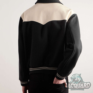 Chaqueta de béisbol de cuero de dos colores personalizada para hombre, nuevo diseño Varsity Bomber con plumas, accesorio de temporada de invierno de talla grande - Product Image 2