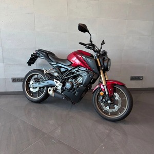 มอเตอร์ไซค์สปอร์ตทัวริ่ง CB125R 125 ซีซี ปี 2020-2024  สเปคครบ ราคาขายส่ง ผู้จัดจำหน่ายส่งออก - Product Image 5