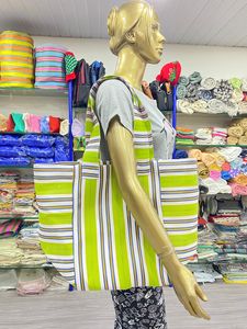 Bolsas de compras ecológicas de PP de tejido reciclado de nailon Plástico de polipropileno reciclado sostenible Hecho en India-Opciones a granel - Product Image 3