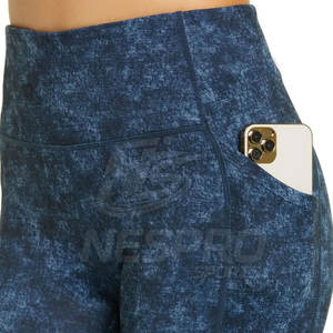 Style de mode femmes Yoga Legging solide taille moyenne écologique séchage rapide respirant en gros fabriqué au Pakistan - Product Image 5