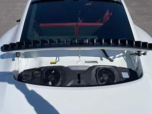 2022 911 Carrera 4 GTS Coupé 1 propriétaire, environ 4 800 milles, boîte manuelle à 7 vitesses, transmission intégrale - Product Image 6