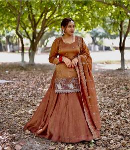 Ensemble traditionnel indien pakistanais en soie brodée Salwar Kameez Lehenga Choli pour femmes, tenue de fête de mariage - Product Image 3