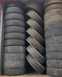 Pneus de voiture d'occasion de qualité supérieure en gros pour SUV, haute traction, flanc robuste, excellent rapport qualité-prix, stock prêt à l'exportation - Product Image 4
