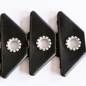 Macchina semiautomatica a occhielli nuova condizione con alimentatore a vibrazione per telone in <span class=keywords><strong>cartone</strong></span> tessuto tessile - Product Image 5