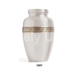 Urna de cremación funeraria-Urna de cremación cruzada para cenizas humanas-Urna grande de aluminio hecha a mano con bolsa de terciopelo gratis - Product Image 2