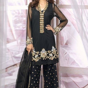 Belle broderie de styliste-KURTA avec la robe de PLAZO embellit les perles de verre de cristal, DABKA pour le travail de fête-WEAR @ 2023 - Product Image 1