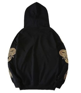 เสื้อฮู้ดมังกรสีทองปักลายยูนิเซ็กส์เสื้อสวมหัวทรงโอเวอร์ไซส์เสื้อมีฮู้ดปักโลโก้ตามสั่งสำหรับผู้ชายและผู้หญิง - Product Image 3