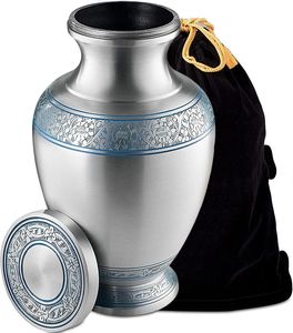 Urne florale élégante en aluminium pour adultes avec un design artisanal, parfaite pour les familles qui souhaitent des urnes commémoratives décoratives uniques. - Product Image 2