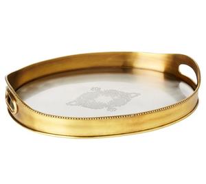 Plateau de service rond en laiton doré avec poignées ornées et bord en treillis gravé pour événements et hôtels de luxe - Product Image 2