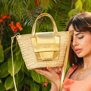 Mini Cuna AMAL Gold con Fibra Vegetal y Forro de Cuero Vegano, Dimensiones 30x18cm - Product Image 1