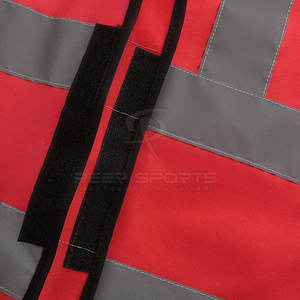 Gilet de sécurité léger et respirant avec fermeture velcro sécurisée Utilisation diurne et nocturne Réfléchissant et lumineux pour une meilleure visibilité - Product Image 6