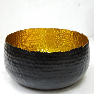 Plato de Lujo Chapado en Oro para Servir Comida, Frutas y Bocadillos en Hoteles y Bodas, Plato de Metal Martillado para Guardar Dulces y Alimentos Secos - Product Image 1