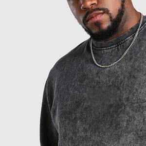 Conjunto Deportivo de Invierno para Hombre de Alta Calidad, Corte Regular, Cuello con Capucha, Logotipo Personalizado, Transpirable, Ecológico, Resistente al Viento - Product Image 3