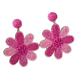 Boucles d'oreilles pendantes en perles de luxe, bijoux faits à la main par des designers, prix de gros - Product Image 3