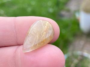 Poire Cut Forme 100% Naturel Doré Rutile Quartz Lisse Calibré Lâche Véritable Cabochon Pierre Précieuse Meilleur Pour Pendentifs En Vrac OEM - Product Image 3