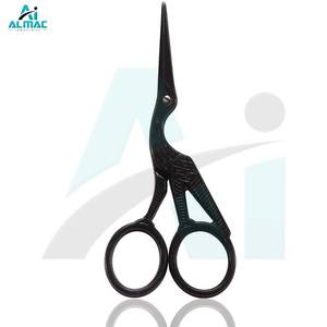Mini ciseaux ALMAC Black Bird pour la broderie et la coupe de fil avec un design léger et une poignée confortable pour une utilisation prolongée - Product Image 1