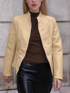 Chaqueta Vaquera de Mujer Elegante y de Alta Calidad con Corte Ajustado y Diseño Cómodo, Ideal para un Estilo Diario Chic o Urbano - Product Image 6