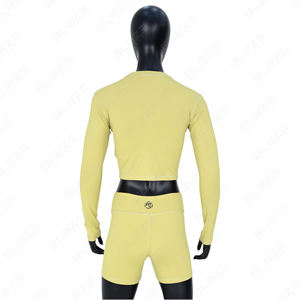 Top corto de manga larga personalizado OEM para mujer con pantalones cortos de motorista conjunto de 2 piezas 100% algodón - Product Image 4