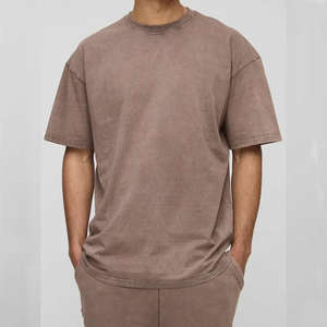 Ensemble T-shirt et short en coton lourd surdimensionné à imprimé vintage personnalisé en gros avec fonction de séchage rapide pour hommes, saison printemps - Product Image 2