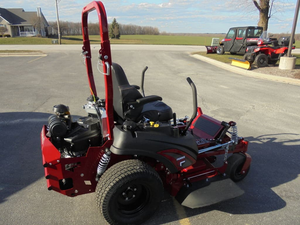 Tondeuse à gazon commerciale à braquage zéro 2025 Ferris ISX2200 61 pouces, moteur Kawasaki EFI 38,5 CV, suspension ForeFront, Hydro-Gear ZT5400 - Product Image 4