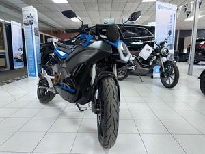 Motocicleta Quality Stash de 190 millas y 14.4 kW - Product Image 2