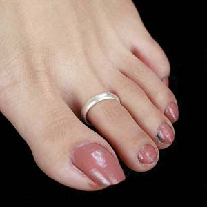 Tridha 925 Silver <b>Toe</b>-<b>Ring</b> (Pair) for Wedding Occasions - Product Image 2