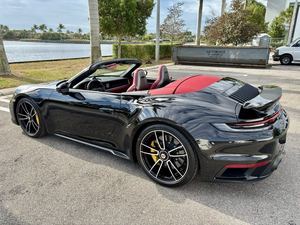 รถ Porsche 911 Turbo S Cabriolet AWD ปี 2024 สภาพดีเยี่ยม ไม่เคยมีอุบัติเหตุ พวงมาลัยซ้าย/ขวา - Product Image 3