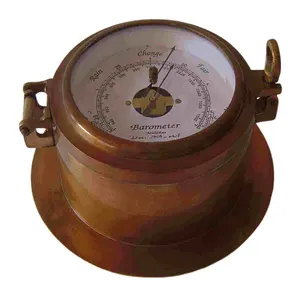 Thermometer Barometer Hygrometer In Patrijspoort, Thermometer Barometer Hygrometer Op Houten Basis Of Op Schip Wiel Met Uw Naam Logo