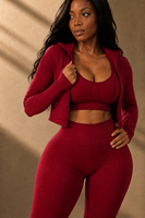 Ensemble de yoga et fitness 3 pièces personnalisé avec logo pour femme : veste zippée sans couture, soutien-gorge de sport et leggings taille haute effet push-up pour l'entraînement en salle de sport