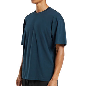 T-shirt de sport surdimensionné de luxe pour hommes, couleur unie, impression de logo personnalisée, respirant, séchage rapide, directement à l'usine, OEM, grande taille - Product Image 3